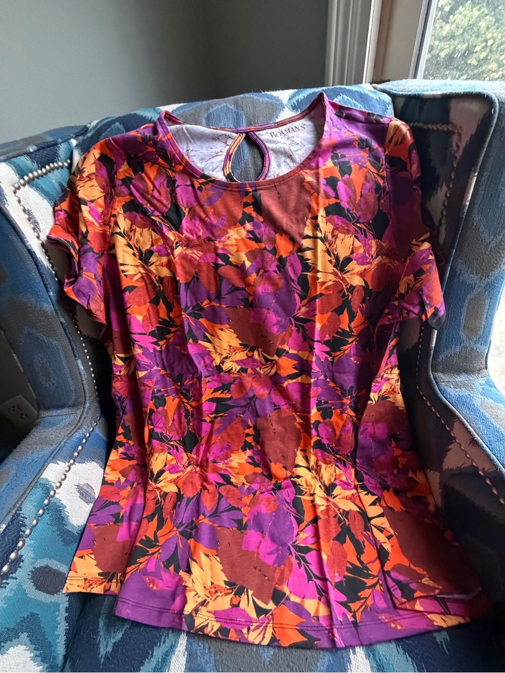 Roaman's Multicolor Floral Scoop Neck Short Sleeve Top
